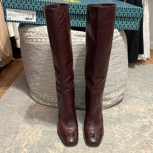 NWT Banana Heel Buckle Boot